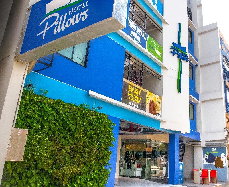 Pillows Hotel Cebu Exterior photo